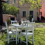Nadira Aparthotel 4*