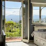 Aparthotel Nadira Giardini Naxos