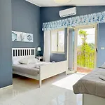 Aparthotel Nadira 4*