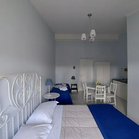 Lägenhetshotell Nadira Giardini Naxos