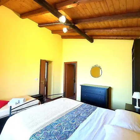 Lägenhetshotell Nadira Giardini Naxos