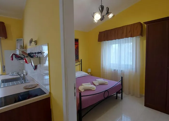 Nadira